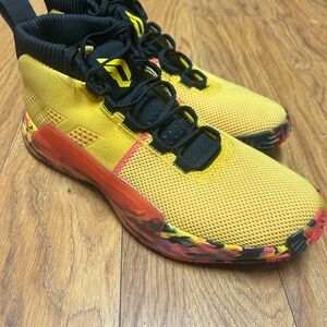 Adidas Dame 5 'Dame Goose'